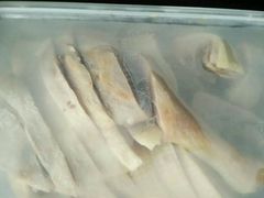-狗撵鸭(泰山公寓店)