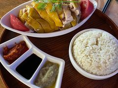 -暹罗酒肆泰餐厅酒吧