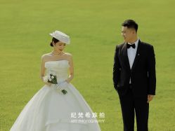 -纪梵希旅拍婚纱摄影(大连总店)