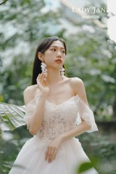 -Lady  Jane高端婚纱礼服馆