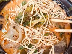 -小街曹师傅砂锅麻辣烫(亚泰大街店)