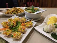 -卷心菜和避孕套餐厅(Pattaya)