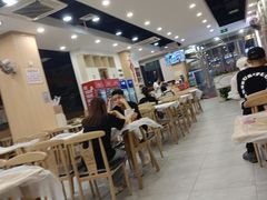 -江城燕子大排档(江汉路步行街店)