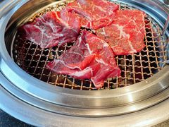 -韩烧牛中牛·甄选黑牛烤肉(黑金店)