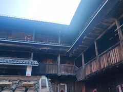 -初溪土楼群