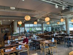 -ROAST coffee & eatery