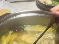 -喃喃椰·糟粕醋·椰子鸡火锅(七堡花园店)