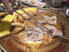 -猪啊牛呀羊啊铜盘烤肉(正大广场店)