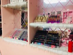 -Pink You美甲美睫纹绣定制中心