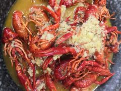 -扒虾小妹儿麻辣海鲜(宏图街店)