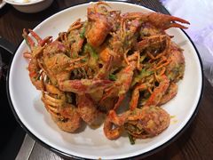 -虾弄弄海派小龙虾·牛羊蝎子火锅