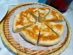 蒙古馅饼-十二毡房蒙餐·蒙古包