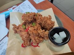 韩式甜辣炸鸡翅-魏斯理汉堡(西安沣东吾悦店)