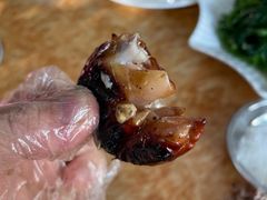 -黄记四更烤乳猪店