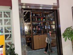 门面-李子坝梁山鸡(北碚万达五鸡哥店)