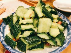 拍黄瓜加花生米-万鑫鸡翅