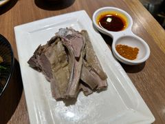 手抓羊肉半斤-贯贯吉·清真餐厅(浙江中路店)