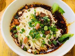 -车沾巷·重庆老味豌杂面