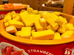 -龍歌自助小火锅(市南金茂湾店)