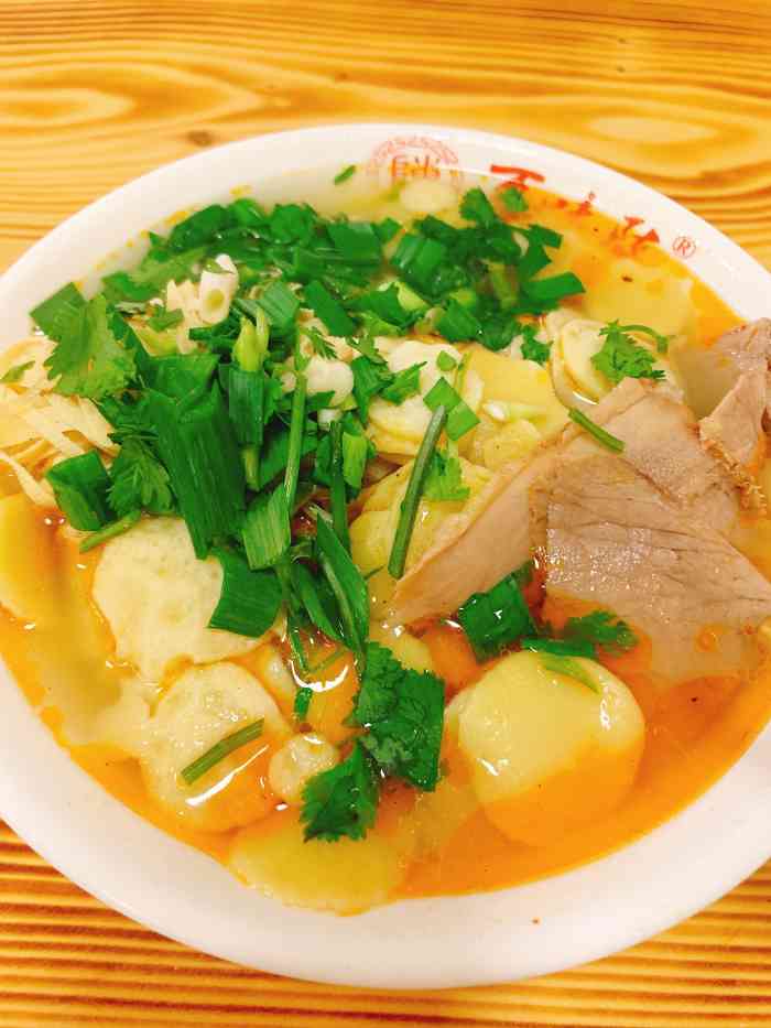 百味陈牛肉汤店-"说实在话,虽然是土生土长的当地人,但是对.