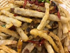 -江城燕子大排档(江汉路步行街店)