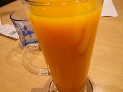现榨橙汁-必胜客(上海新南方商城PH店)