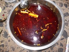 全红味锅底-肖肖酸萝卜鱼火锅(总店)