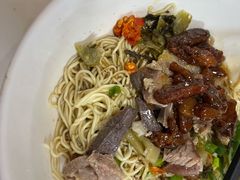 -阿阳牛腩腌面店