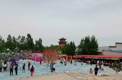 -窦王岭景区游乐场