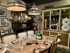 -SISTERS BAR RESTAURANT川意酒馆(嘉善老市H楼店)