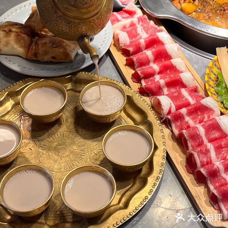 在金华也喝上新疆咸奶茶🧋啦！！！味道好特别～