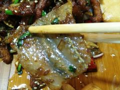 东镇烤三味-老东镇啤酒屋海鲜加工·蒸汽海鲜·海鲜烧烤(台东店)