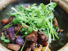 腊肠排骨煲-海口滨海新村143号海南老字号炒菜店