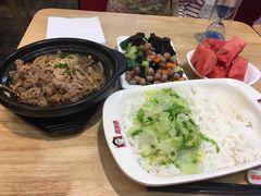 -南城香·饭香串香馄饨香(青年路店)