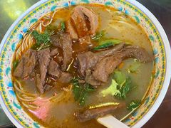 -金杨拉面王小吃面馆·牛三宝面·红烧牛肉粉