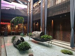 -穿越·外婆家(西溪天堂店)