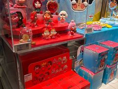 -泡泡玛特POPMART(上海环球港店)