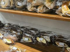 -雀食面包店(钟楼店)