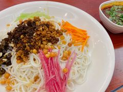 地标凉米线-牧雲子·臻选云南菜 .商务宴请(泰然大厦店)