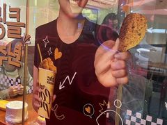 -BHC炸鸡(明洞总店)