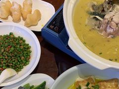 -潇湘华天大酒店-湘·悦美食街(芙蓉中路店)