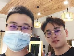-肆兮眼镜·蔡司·徕卡战略合作店(大坪店)