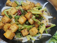 干锅鱼豆腐-西域美食(清河店)