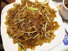 -新大咀港式茶餐厅(宝山万达店)