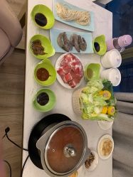-爱陪伴一对一月子中心(融侨店)