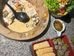 -云荷里·蒸汽石锅鱼·云南菜(中发百旺店)