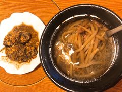 煨折耳根排骨汤-老号尤兔头(幸福店)