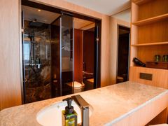 -爱舍海岸酒店(香港中路五四广场店)