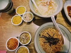 -蟹黄鱼·海派深夜面馆(巨鹿路店)