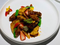 凤梨鲜果鸭脯咕咾肉-四季民福烤鸭店(前门店)